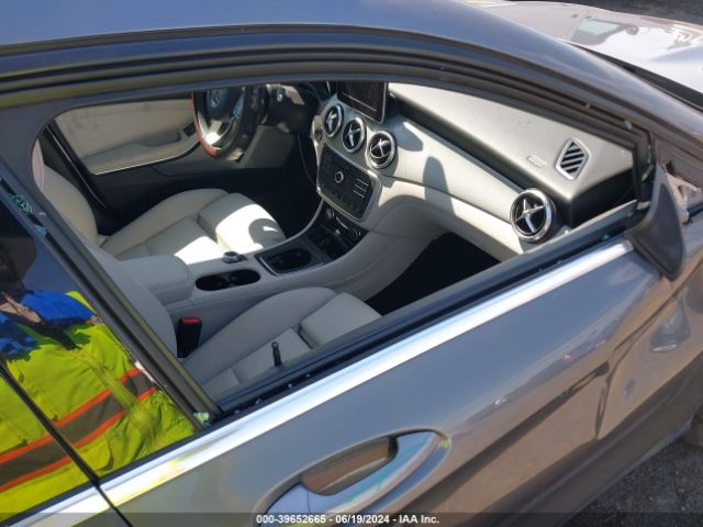 WDCTG4GB9HJ348645 Mercedes-Benz Gla 250 4matic