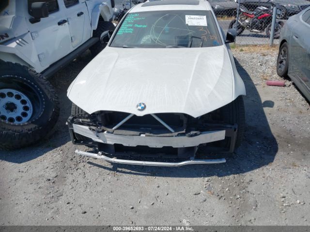 3MW69FF04P8D10661 BMW 330I