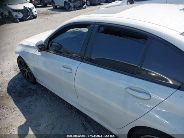 3MW69FF04P8D10661 BMW 330I