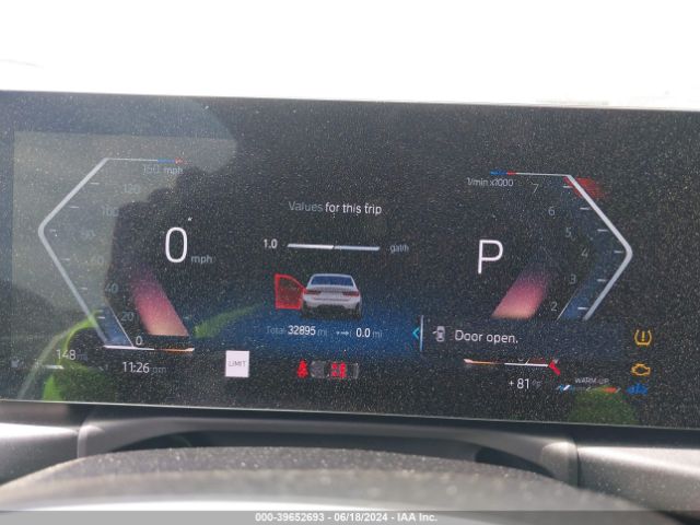 3MW69FF04P8D10661 BMW 330I