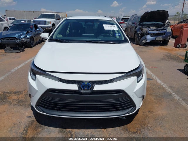 Toyota Corolla Hybrid Le 2024 JTDBCMFE3RJ021801 Image 12