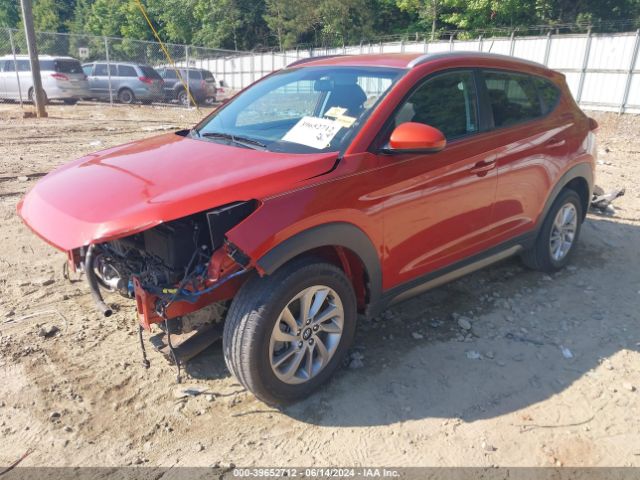 KM8J33A45GU090811 Hyundai TUCSON SE