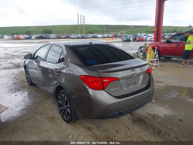 Toyota COROLLA SE 2017 2T1BURHE0HC801966 Image 3