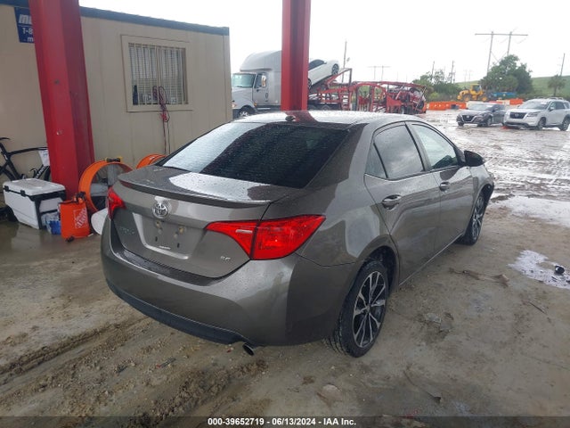 Toyota COROLLA SE 2017 2T1BURHE0HC801966 Image 4