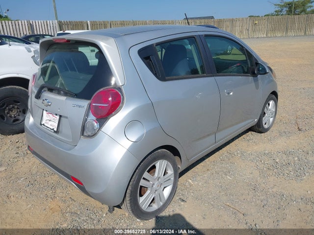 Chevrolet Spark 1lt Auto 2014 KL8CD6S9XEC412327 Image 4