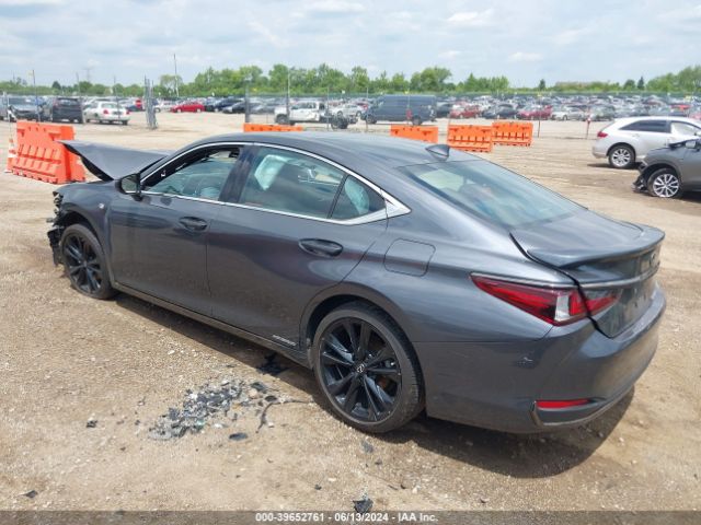 58AGA1C13NU018616 Lexus Es 300h F Sport