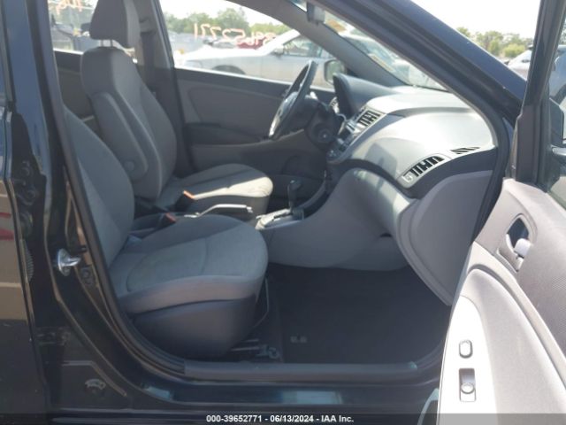 KMHCT5AE7HU311808 Hyundai ACCENT SE