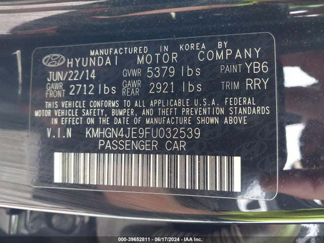 Hyundai Genesis 3.8 2015 KMHGN4JE9FU032539 Image 9