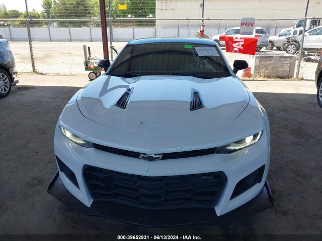 Chevrolet Camaro 1ss 2018 1G1FE1R79J0143802 Image 12