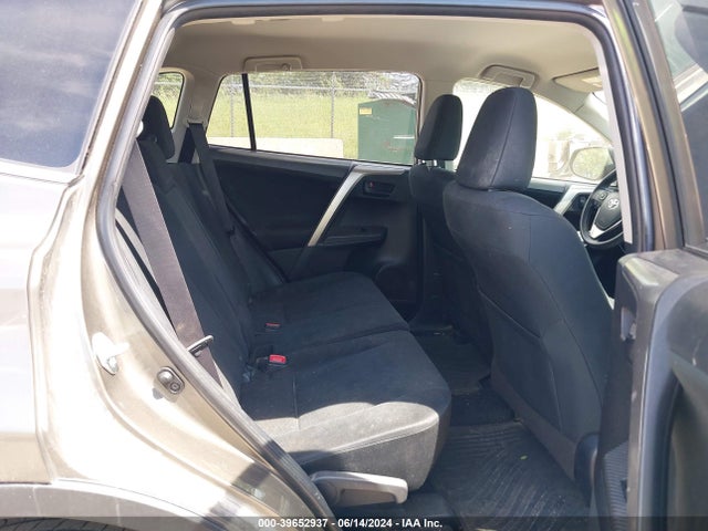 Toyota RAV4 LE 2015 JTMBFREV1FD164195 Image 8