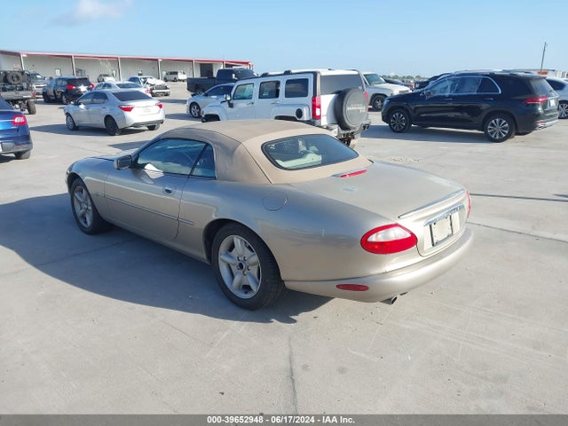1997 JAGUAR XK8 SAJGX2742VC003326 Photo 2