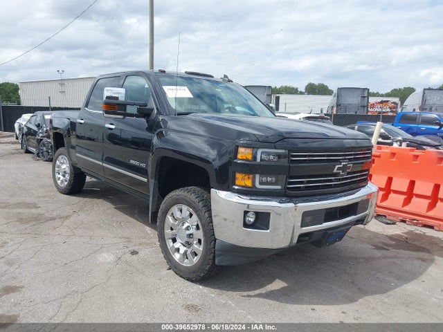 2016 1GC1KWEG3GF158377 main image
