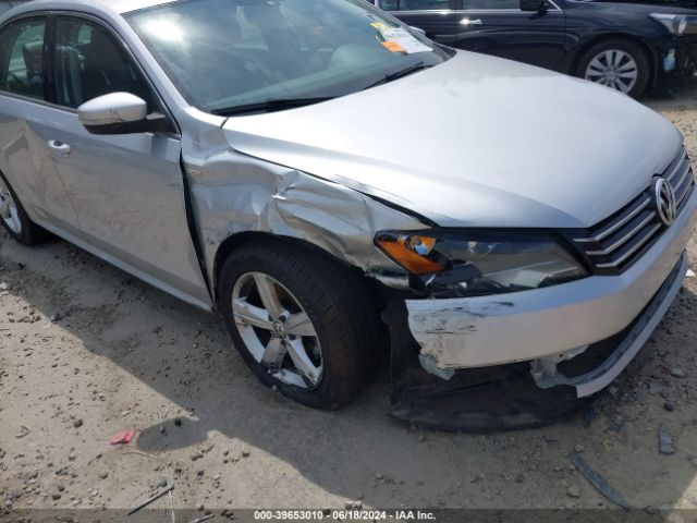 1VWAS7A3XEC027564 Volkswagen Passat 1.8t Wolfsburg Edition