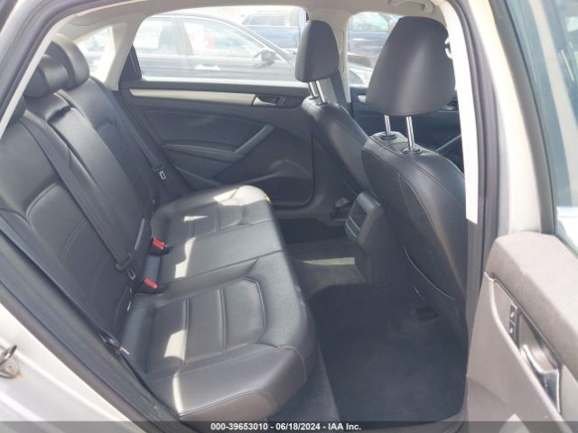 1VWAS7A3XEC027564 Volkswagen Passat 1.8t Wolfsburg Edition