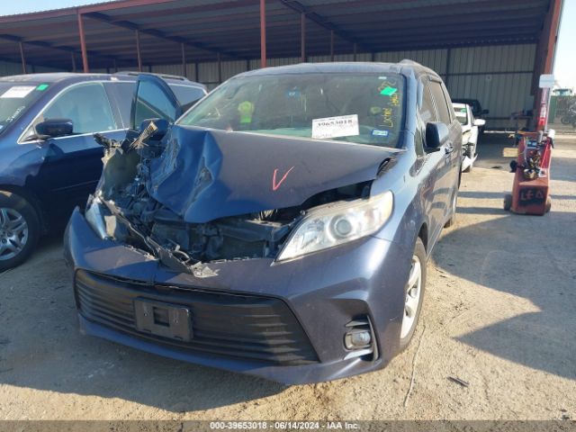 5TDKZ3DC1LS042747 Toyota SIENNA LE