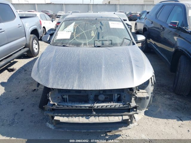 3VWE57BU5KM268071 Volkswagen Jetta 1.4t Sel