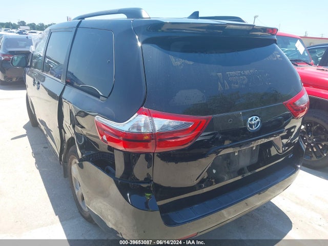 Toyota SIENNA LE 2020 5TDKZ3DC9LS064219 Image 3