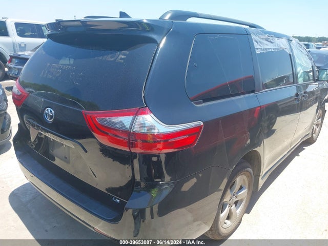 Toyota SIENNA LE 2020 5TDKZ3DC9LS064219 Image 4