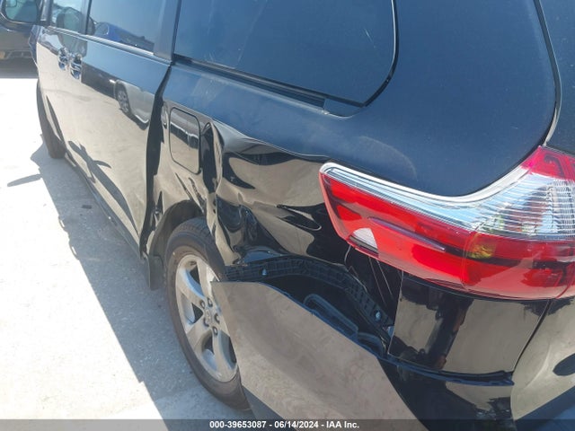 Toyota SIENNA LE 2020 5TDKZ3DC9LS064219 Image 6
