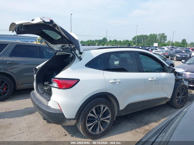 Ford ESCAPE SE 2021 1FMCU0G67MUA31137 Image 4