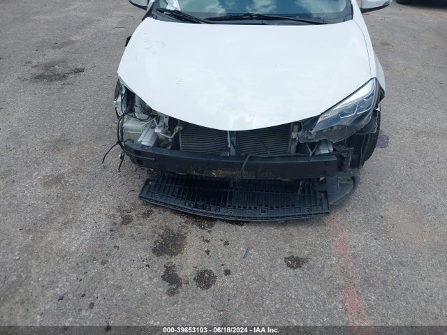Toyota COROLLA SE 2018 5YFBURHE2JP770550 Image 13