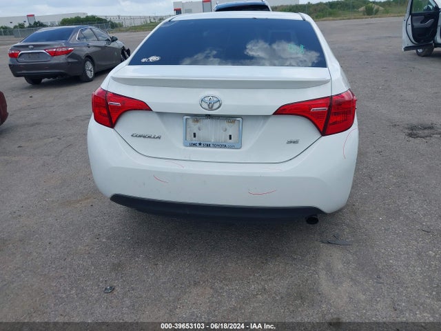 Toyota COROLLA SE 2018 5YFBURHE2JP770550 Image 17