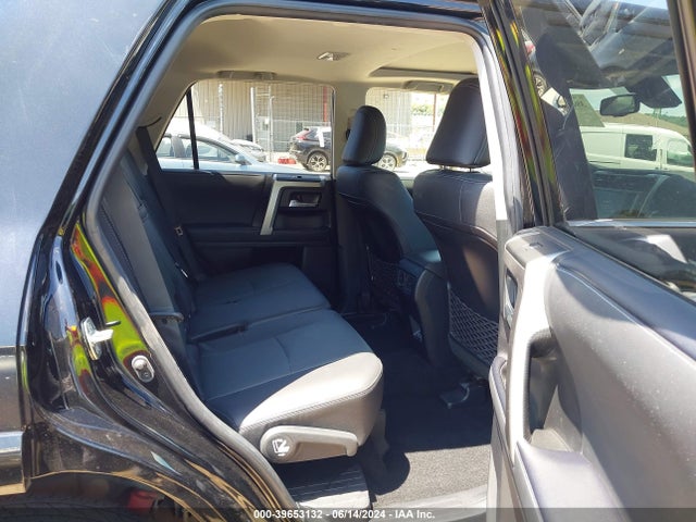 Toyota 4runner Limited 2022 JTEKU5JRXN6081922 Image 8