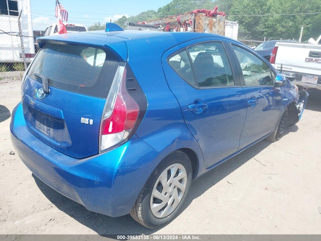 Toyota Prius C Two 2015 JTDKDTB3XF1096213 Image 4