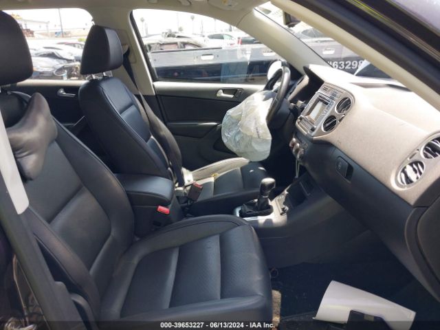 WVGAV7AX5GW567186 Volkswagen TIGUAN S
