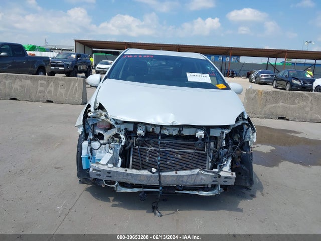 Toyota Prius Three 2015 JTDKN3DU5F0395052 Image 13