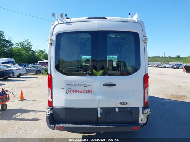 Ford Transit-150 2016 1FTYE1CM3GKA15048 Image 17
