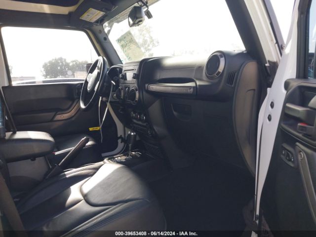 1C4BJWDG6JL816517 Jeep Wrangler Jk Unlimited Sport S 4x4