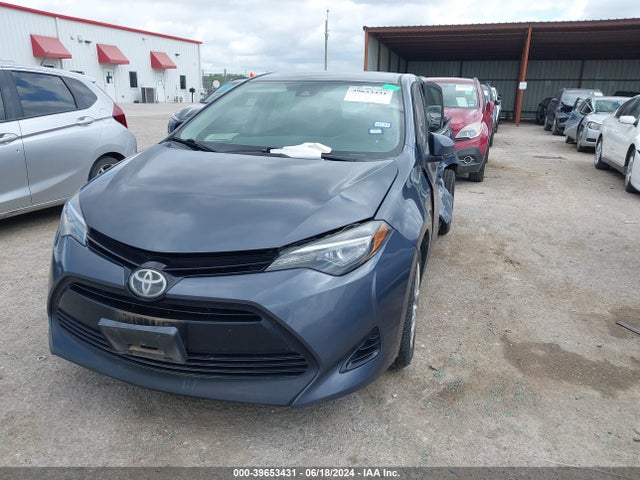 Toyota COROLLA LE 2017 5YFBURHEXHP735751 Image 2