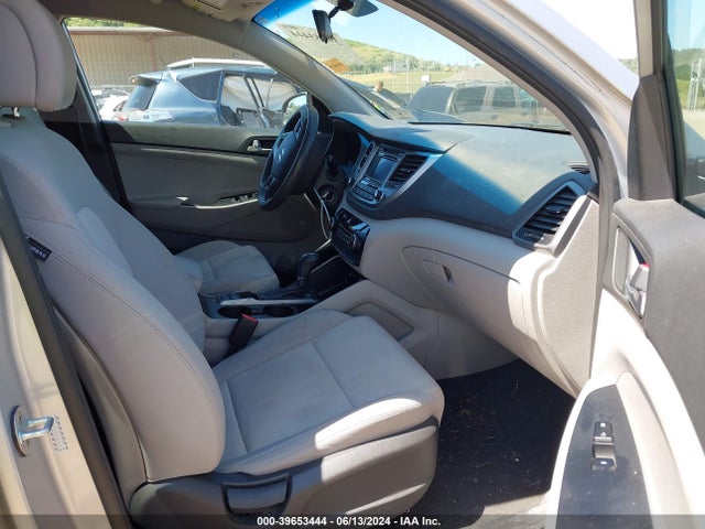 Hyundai TUCSON SE 2017 KM8J3CA45HU520113 Image 5