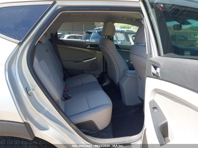 Hyundai TUCSON SE 2017 KM8J3CA45HU520113 Image 8
