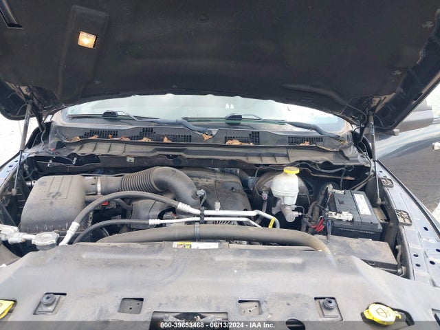 1C6RR7VTXHS592488 RAM 1500 Laramie  4x4 6'4 Box