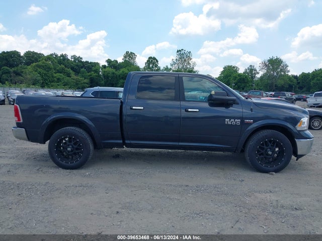 1C6RR7VTXHS592488 RAM 1500 Laramie  4x4 6'4 Box