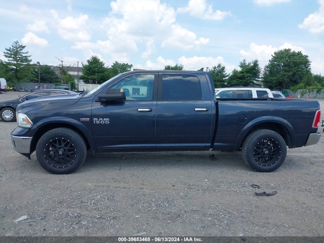 1C6RR7VTXHS592488 RAM 1500 Laramie  4x4 6'4 Box