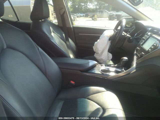 4T1B61HK6JU043427 Toyota CAMRY XSE