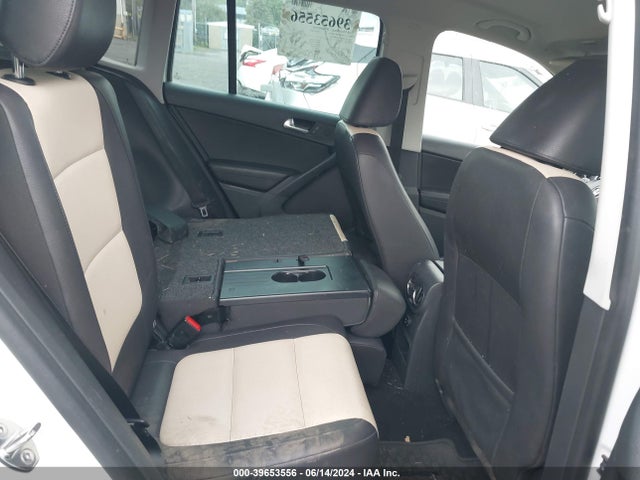 WVGBV7AX4GW581584 Volkswagen TIGUAN S