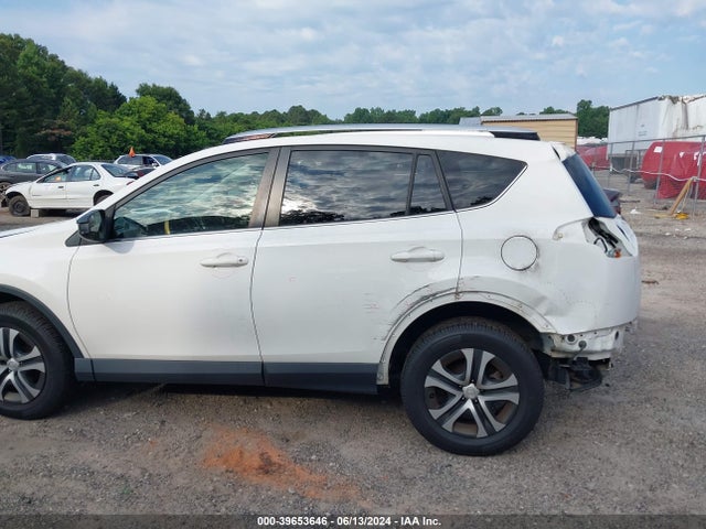 Toyota RAV4 LE 2016 JTMZFREV1GJ081805 Image 14