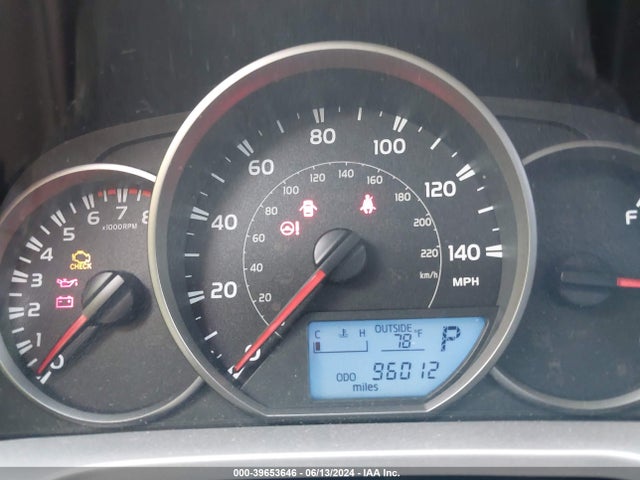 Toyota RAV4 LE 2016 JTMZFREV1GJ081805 Image 7