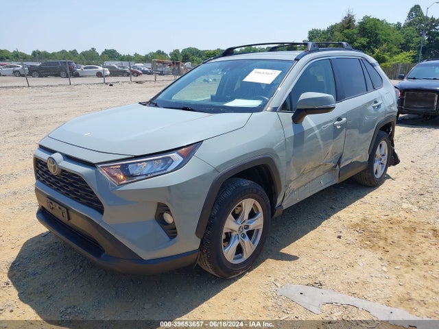 Toyota Rav4 Xle 2019 JTMP1RFV3KD013887 Image 2