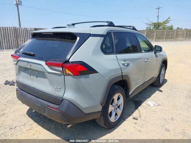 Toyota Rav4 Xle 2019 JTMP1RFV3KD013887 Image 4