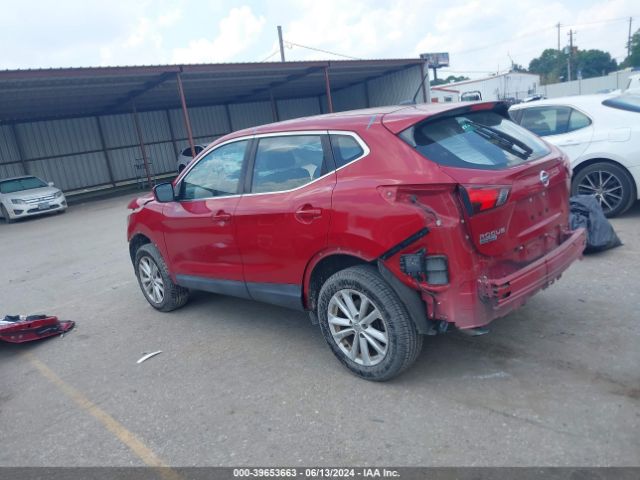 JN1BJ1CP9JW183792 Nissan Rogue Sport S