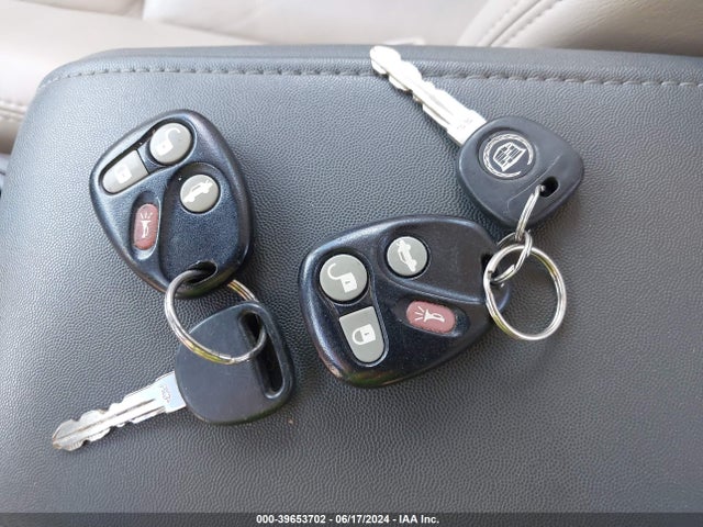 39653702 :رقم المزاد ، 1G6DM57N130131045 vin ، 2003 Cadillac Cts Standard مزاد بيع