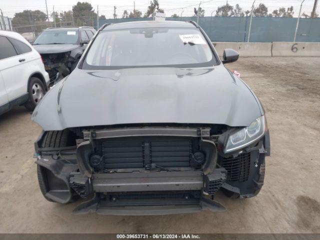 SADCJ2FX5JA263062 Jaguar F-pace 25t Premium