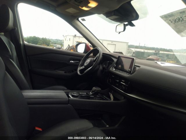 5N1BT3BBXNC674691 Nissan Rogue Sv Intelligent Awd