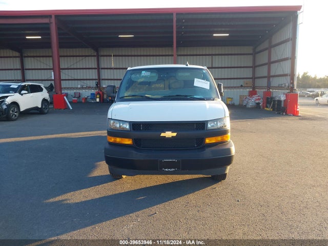 1GCZGHFP0N1281806 Chevrolet Express Cargo Rwd 3500 Extended Wheelbase Wt