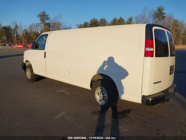 1GCZGHFP0N1281806 Chevrolet Express Cargo Rwd 3500 Extended Wheelbase Wt